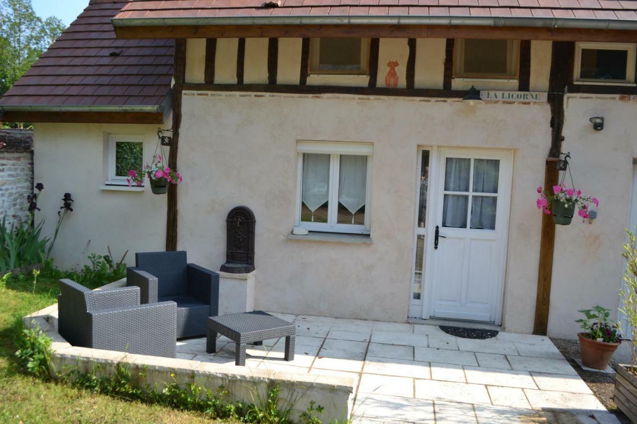 Bed and Breakfast La Licorne Lamarche-Sur-Saone Exteriér fotografie